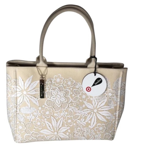 Oscar de la Renta Handbags - Oscar De la Renta Day Bag